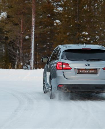 SUBARU-LEVORG-lr-25